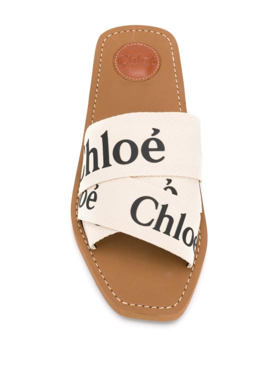 26SS 끌로에 우디 플랫 뮬 CHC22U188Z3101 WHITE - CHLOE