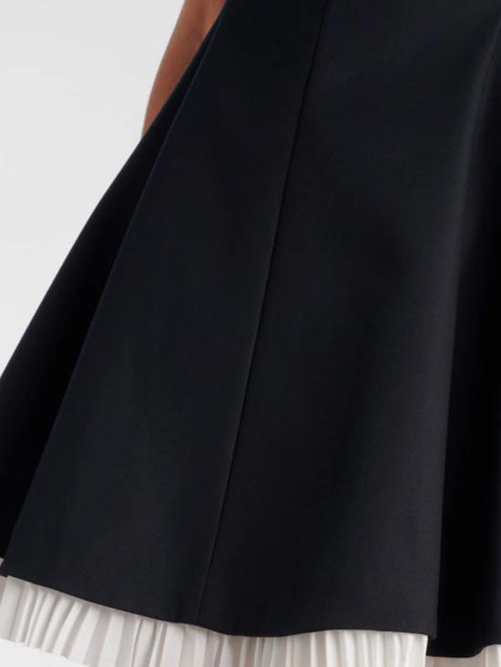 25FW 조나단 심카이 숏팬츠 4251176SBK Black - JONATHAN SIMKHAI