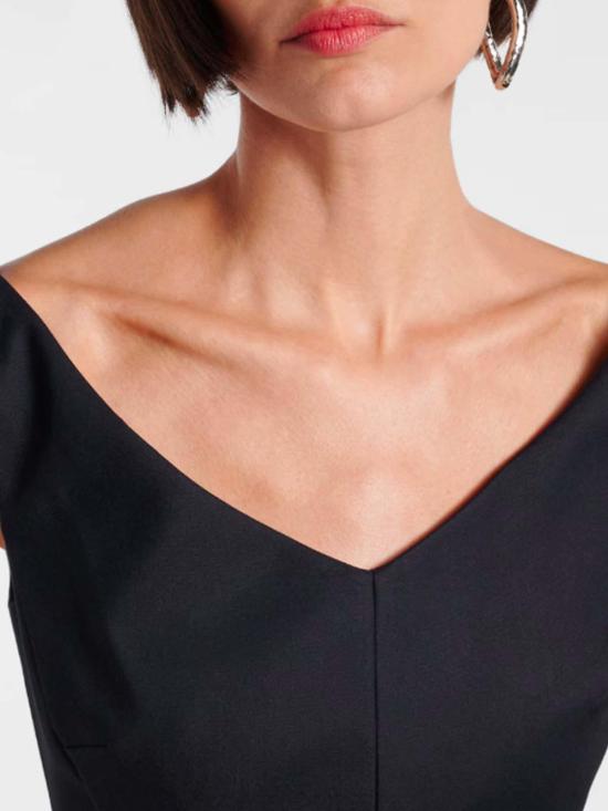 25FW 조나단 심카이 숏팬츠 4251176SBK Black - JONATHAN SIMKHAI