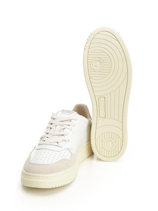 26SS 오트리 메달리스트 로우 스니커즈 AULMLS15 White - AUTRY