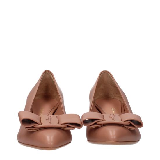 25SS 살바토레 페라가모 힐/펌프스 VIVA550733197 - SALVATORE FERRAGAMO