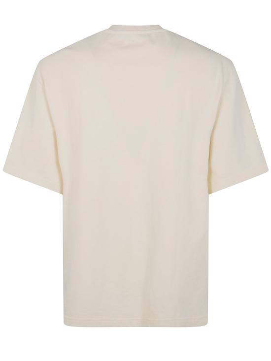 26SS 자크뮈스 반팔 티셔츠 26ETSM00623AJ00226 1NZ EMBROIDERED SHOVEL OFF WHITE - JACQUEMUS