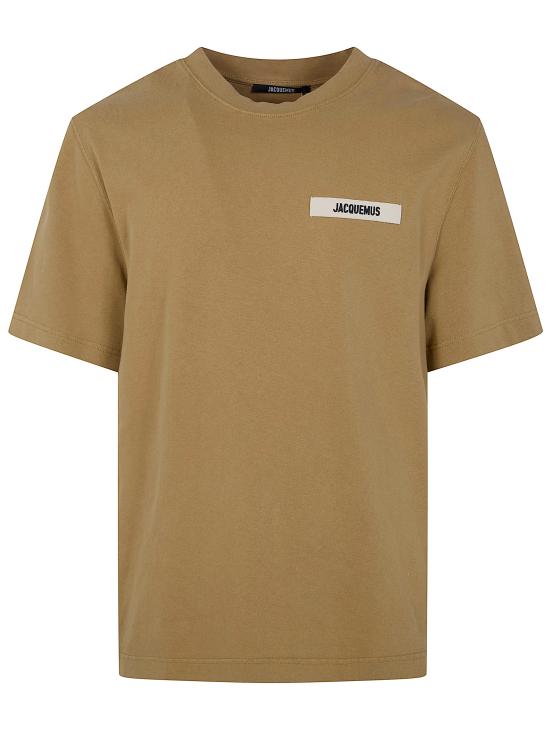 26SS 자크뮈스 반팔 티셔츠 25HTSM00133AJ00226 098 180 DARK BEIGE - JACQUEMUS