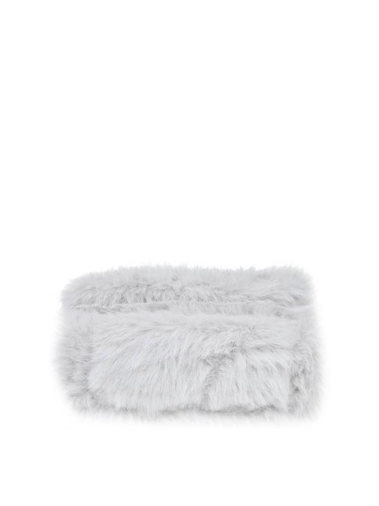 25FW 모스키노 숄더백 MC4217PP0N10A White - MOSCHINO