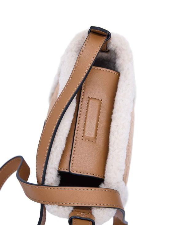 25FW 칼라거펠트 크로스백 A4W300684028 Camel - KARL LAGERFELD