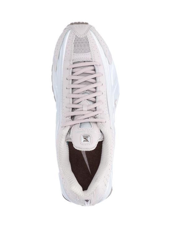 25FW 나이키 샥스 R4 스니커즈 HQ1988 200 Grey - NIKE