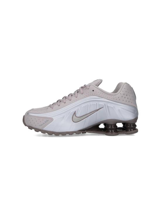 25FW 나이키 샥스 R4 스니커즈 HQ1988 200 Grey - NIKE