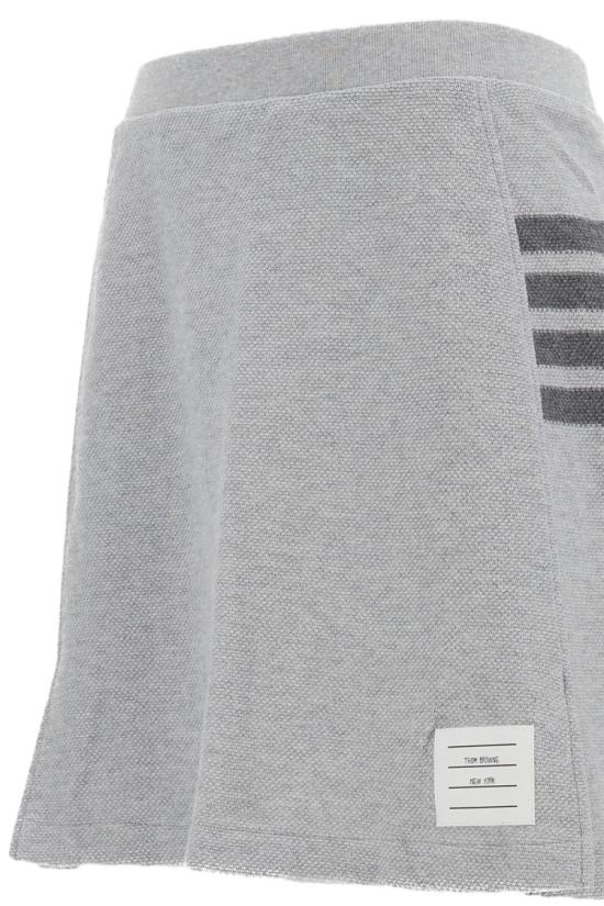 26SS 톰브라운 텍스처드 피케 4바 박스 플리츠 미니 스커트 FJK146AJ0248050 Grey - THOM BROWNE