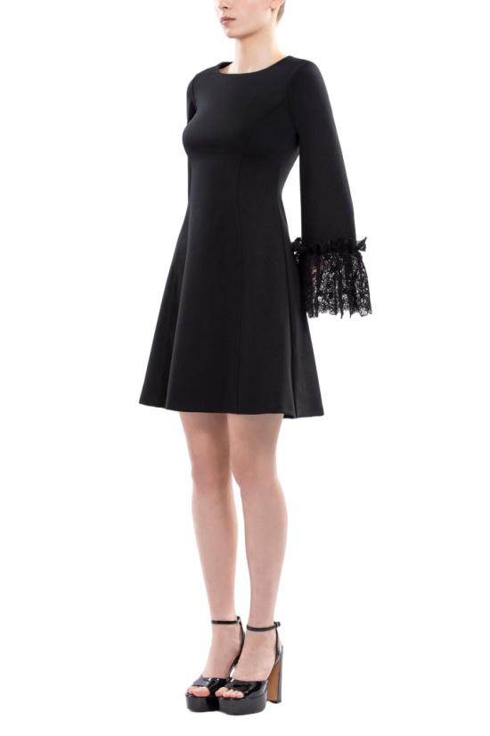  사이드 코베이시 숏 원피스 섬세한 러플 디테일이 돋보이는 짧은 기장의 제트 블랙 레이스 드레스 - SAIID KOBEISY