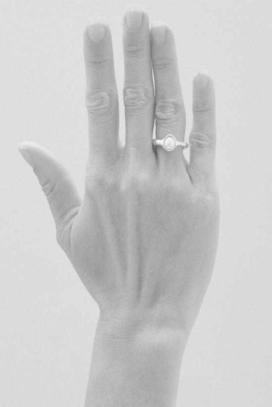 헤르난 헤르데즈 반지 Hernán Herdez 스털링 실버 심플 펄리타 - HERNAN HERDEZ