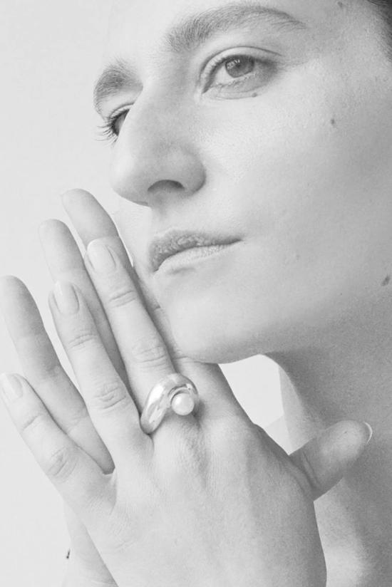  헤르난 헤르데즈 반지 Hernán Herdez 스털링 실버 포르마 진주 - HERNAN HERDEZ