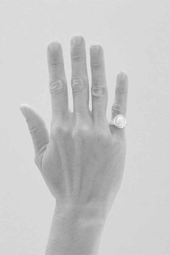  헤르난 헤르데즈 반지 에르난 헤르데즈 스털링 실버 심플 진주 - HERNAN HERDEZ