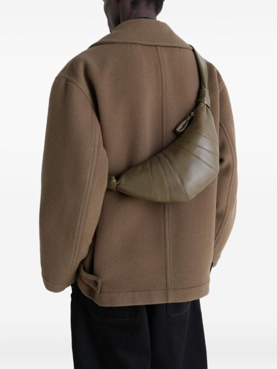 26SS 르메르 크루아상 레더 숄더백 BG0003LL095678 DARK KHAKI DOM - LEMAIRE