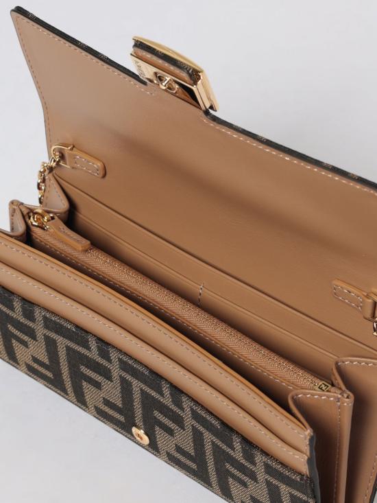 26SS 펜디 패브릭 체인 장지갑 8M0365A98P F0A6E Tobacco - FENDI