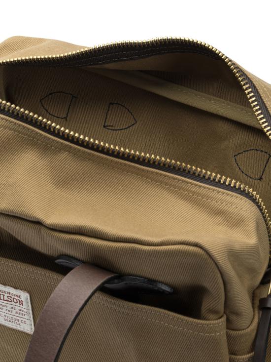 26SS 필슨 숄더백 FMBAG0096W0174WP710 BROWN - FILSON