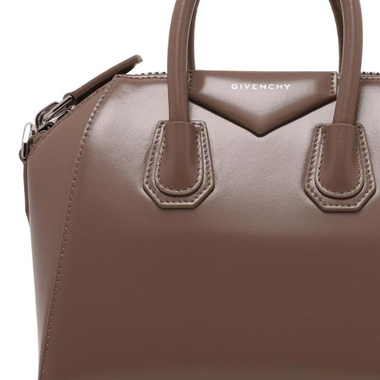 26SS 지방시 미니 안티고나 큐브 토트 백 BB5148B00D281 BROWN - GIVENCHY