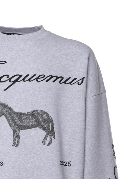 26SS 자크뮈스 긴팔 티셔츠 SSM00314AJ001749DS DONKEY JACQUARD GREY DOM - JACQUEMUS