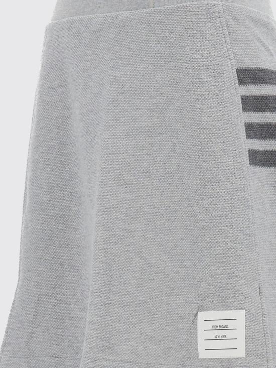26SS 톰브라운 미디 스커트 FJK146AJ0248 050 Grey - THOM BROWNE