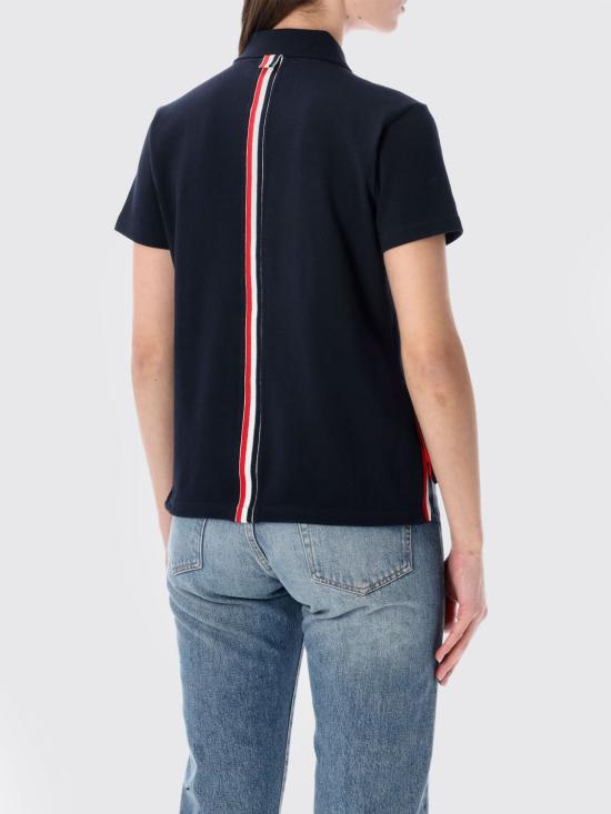 26SS 톰브라운 클래식 피케 센터 백 스트라이프 릴렉스 숏슬리브 폴로셔츠 FJP014A00050 415 Blue - THOM BROWNE