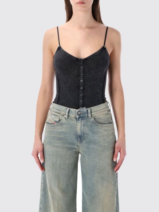 26SS 디젤 민소매 티셔츠 A203600DCCQ 9XX Black