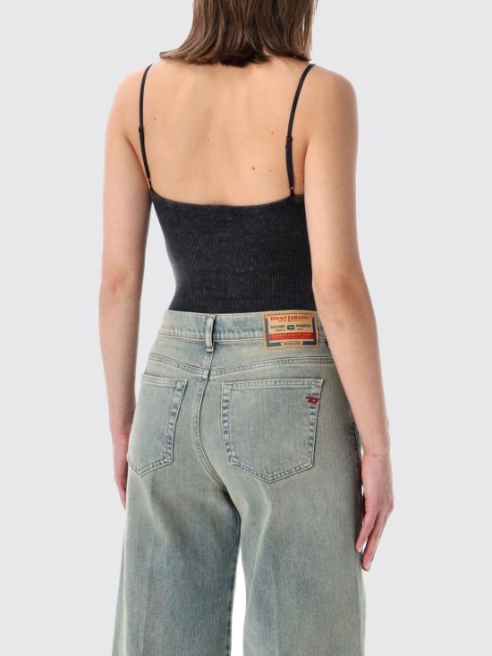 26SS 디젤 민소매 티셔츠 A203600DCCQ 9XX Black - DIESEL