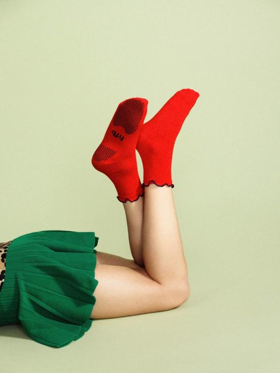  한셀 프롬 바젤 양말 써멀 러플 스포티 그립 크루삭스 레드 - HANSEL FROM BASEL