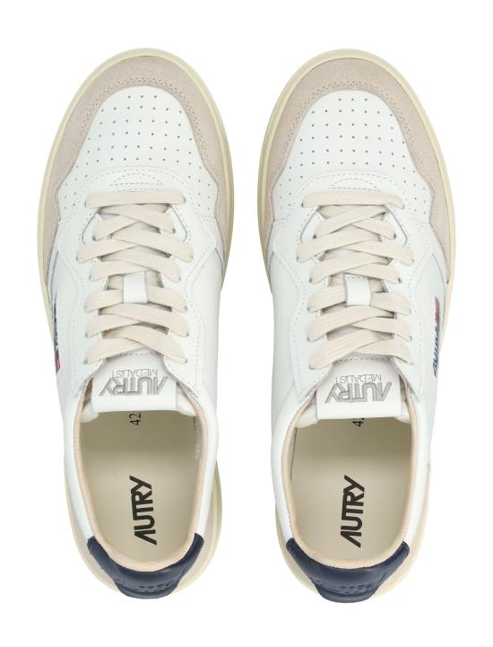 26SS 오트리 메달리스트 로우 스니커즈 AULMLS28 WS WHITE SPACE - AUTRY