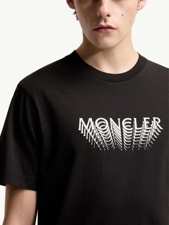 26SS 몽클레어 반팔 티셔츠 L10918C00022 89AYW999 Black - MONCLER