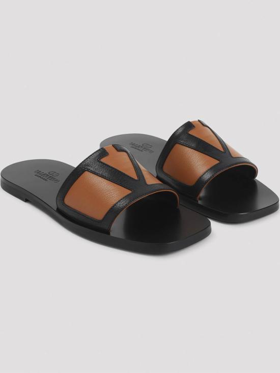 26SS 발렌티노 가라바니 샌들 8Y2S0J72THGRB8 Black - VALENTINO GARAVANI