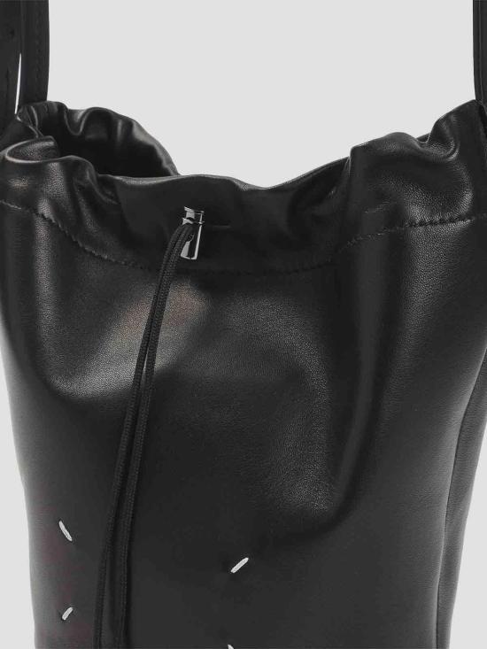 26SS 마르지엘라 드로우 스트링 파우치 SB2ZH0003P8832HB323 Black - MAISON MARGIELA