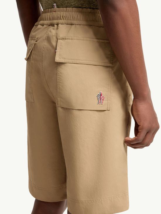 26SS 몽클레어 숏팬츠 L10972B00003597SL 23L Beige - MONCLER