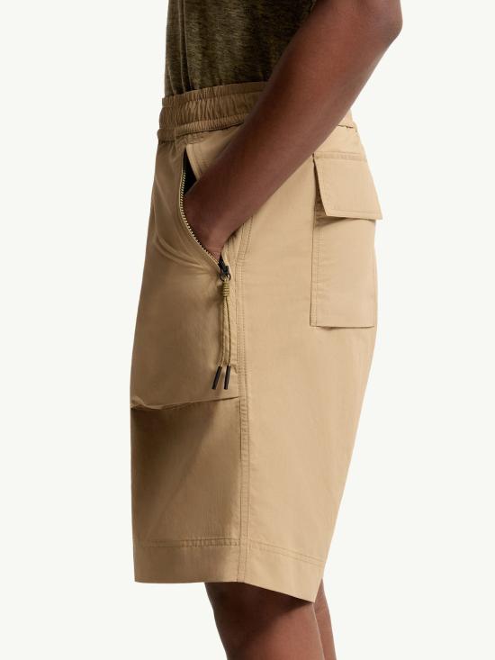 26SS 몽클레어 숏팬츠 L10972B00003 597SL23L - MONCLER