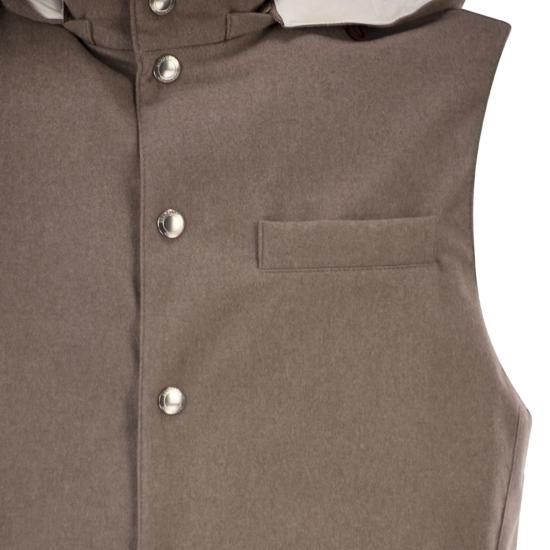 25FW 브루넬로 쿠치넬리 본디드 울 플란넬 디테처블 후드 다운 베스트 MM4701775 HAZELNUT - BRUNELLO CUCINELLI