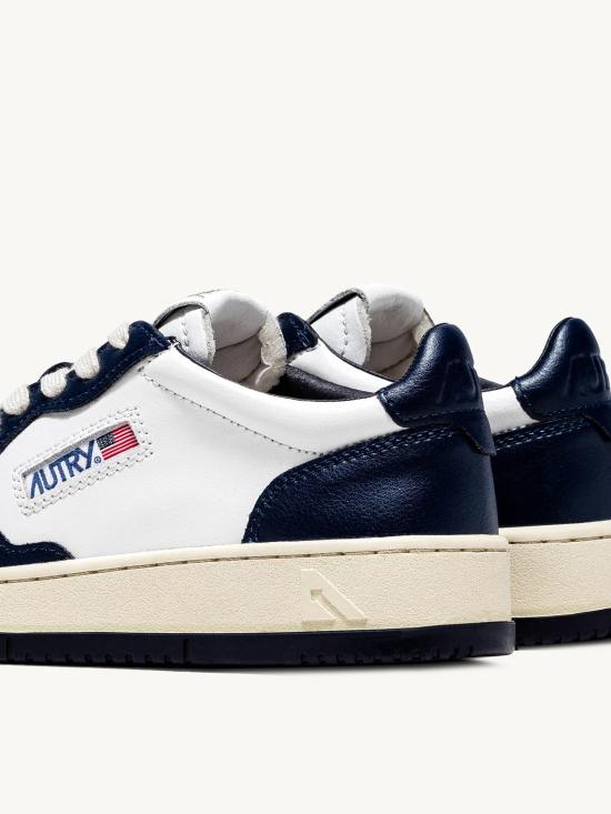 26SS 오트리 메달리스트 로우 스니커즈 AULWWB04 WHITE BLUE - AUTRY