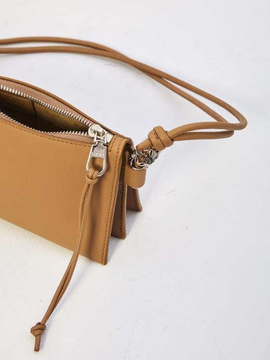 26SS 로에베 크로스백 C630R10X03 BEIGE - LOEWE