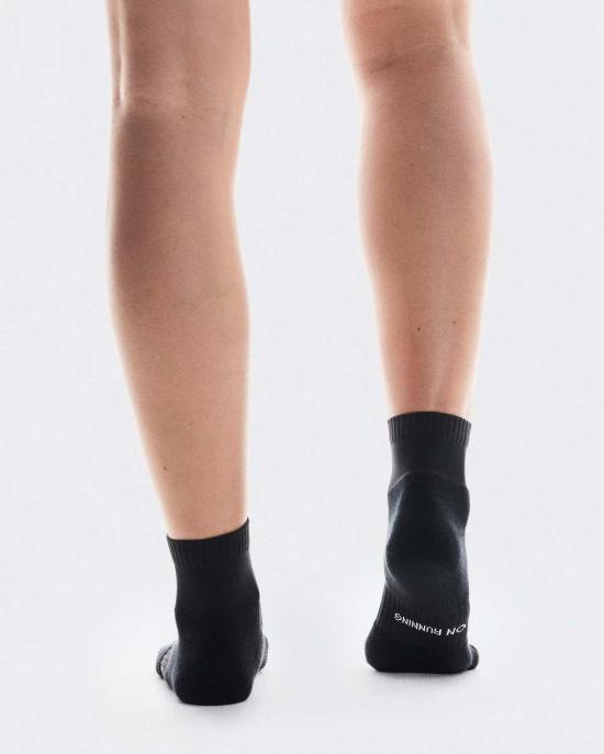  온 러닝 양말 온 코어 런 삭 미드 2 P 남녀공용 - ON RUNNING