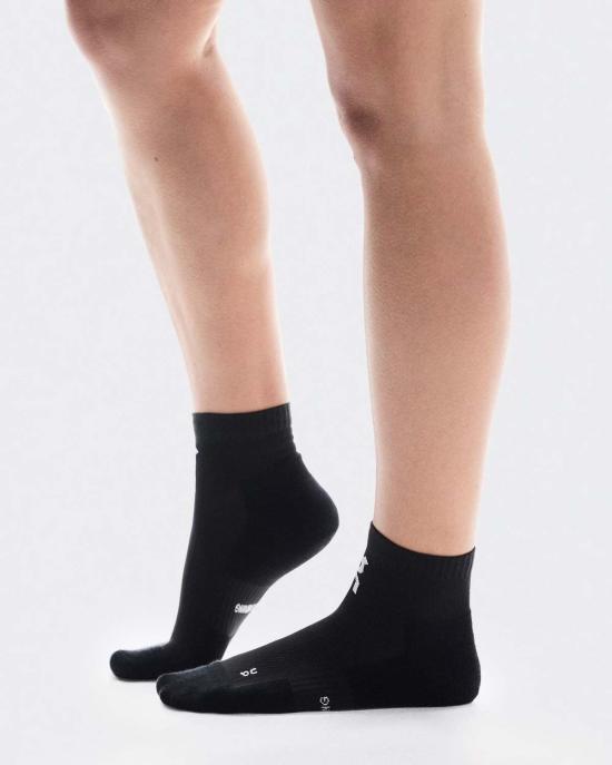  온 러닝 양말 온 코어 런 삭 미드 2 P 남녀공용 - ON RUNNING