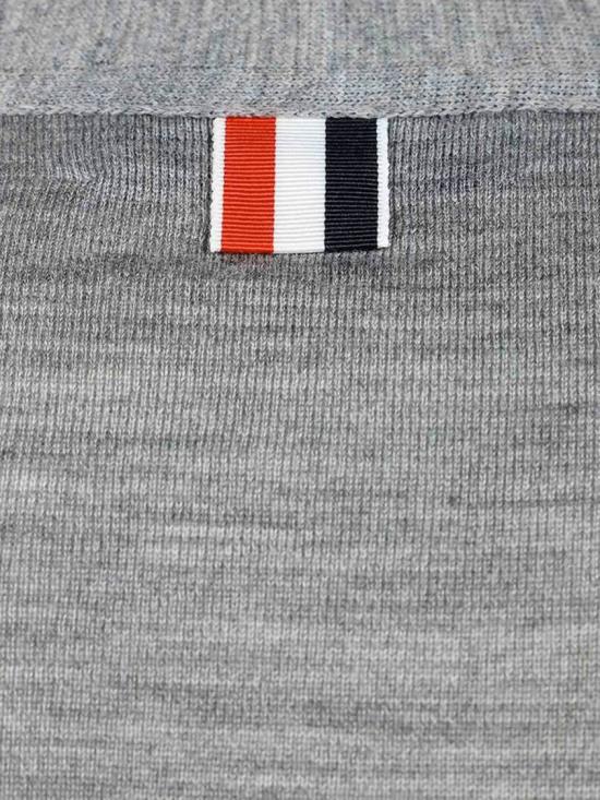 25SS 톰브라운 4바 서스테이너블 파인 메리노 울 클래식 가디건 MKC002AY1014058 Grey - THOM BROWNE