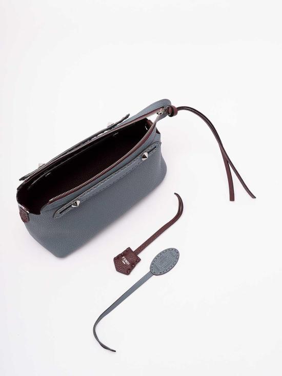 26SS 펜디 바이 더 웨이 소프트 미디움 백 8BL155AVTDF1UR7 Red - FENDI