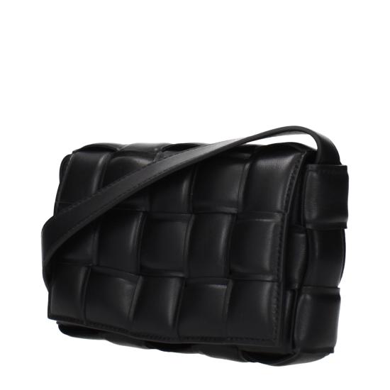 25SS 보테가베네타 스몰 패딩 레더 카세트백 717506VCQR18425 - BOTTEGA VENETA