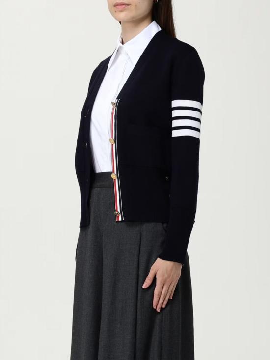 26SS 톰브라운 파인 메리노 울 4바 클래식 V넥 가디건 FKC207A00014 415 Blue - THOM BROWNE