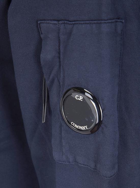 26SS 씨피 컴퍼니 라이트 플리스 크루넥 렌즈 스웨트셔츠 RCCMSS711A002246G888 TOTAL ECLIPSE DOM - C.P. COMPANY