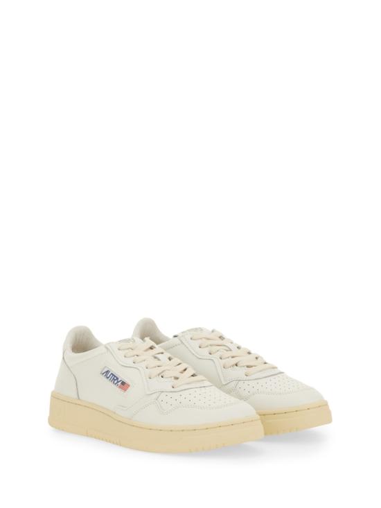 26SS 오트리 메달리스트 로우 스니커즈 AULW LL15 WHITE - AUTRY