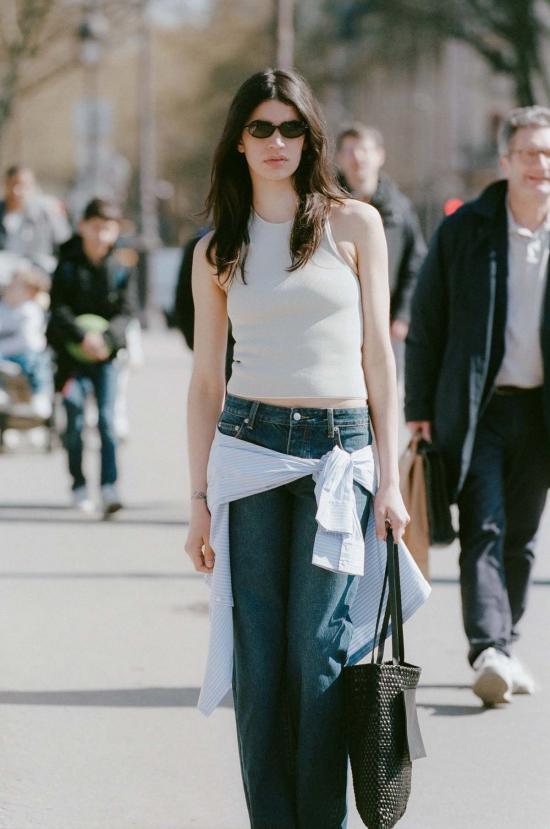  세인트아그니 민소매 티셔츠 세인트 아그니 조각 니트 탑 - ST.AGNI