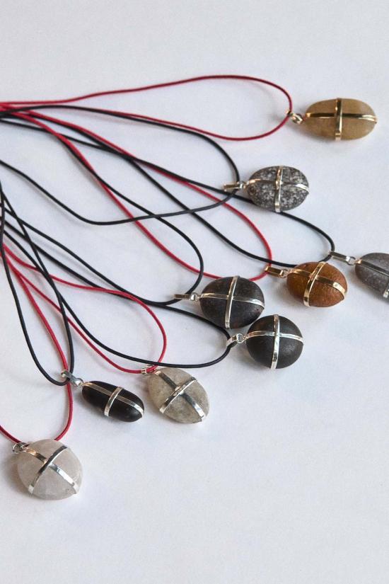  나탈리 마툴랭 목걸이/팬던트 나탈리 마툴린 펜던트, 회색/검정색 원석/스털링 실버 - NATHALIE MATHOULIN