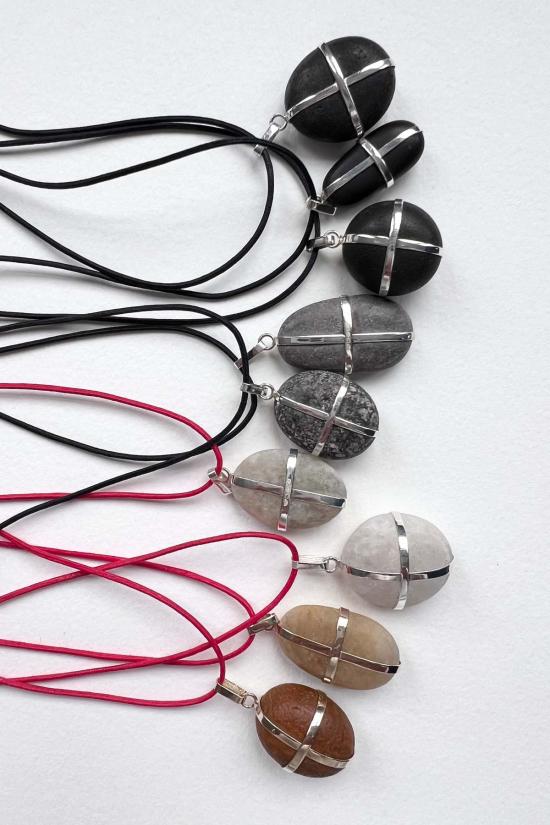  나탈리 마툴랭 목걸이/팬던트 나탈리 마툴린 스톤 리본 펜던트, 앰버/9캐럿 골드 - NATHALIE MATHOULIN