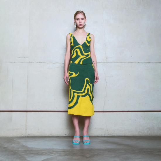  모즈 모즈 미디 스커트 시라즈 스커트 그린 앤 옐로우 스월