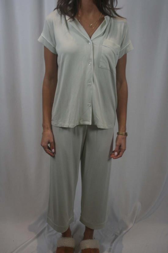  에버제이 라운지 웨어 지젤 크롭 팬츠 세트 - EBERJEY