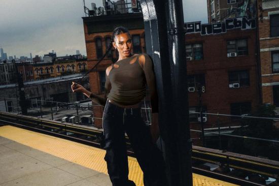  FANG NYC 반팔 티셔츠 Fang Nyc 러치드 파라코드 오버레이 스트랩 긴팔 블랙 - OTHER BRANDS