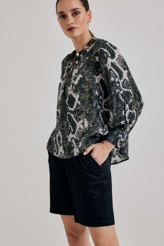  린제이 니콜라스 뉴욕 블라우스 린지 니콜라스 뉴욕 시인  올리브 파이톤